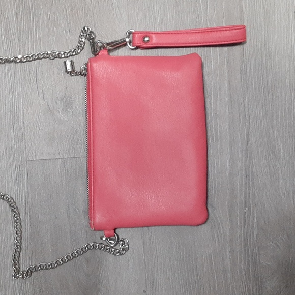 Forever 21  Pink Purse 👛 - Picture 2 of 12